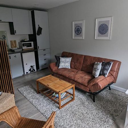 Eakie House Apartments - קינלוכלבן מראה חיצוני תמונה