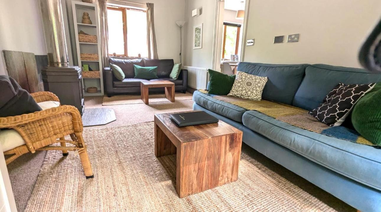 Eakie House Apartments - קינלוכלבן מראה חיצוני תמונה